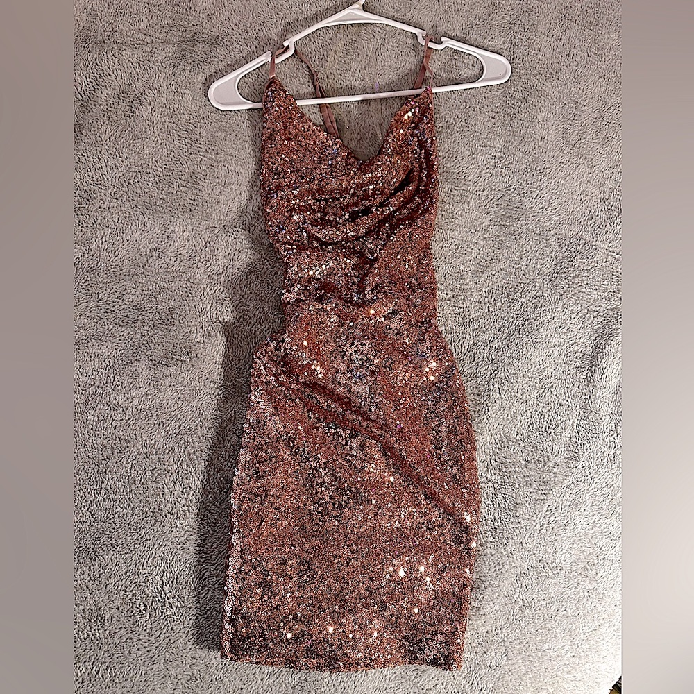 Fashion Nova Rosegold Start the Show XS Sequin mini dress